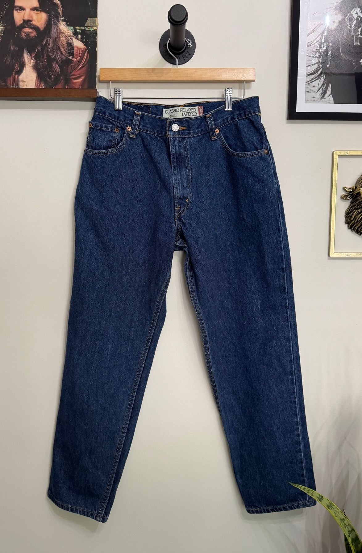 Levi’s 550 Classic Relaxed Tapered Jeans