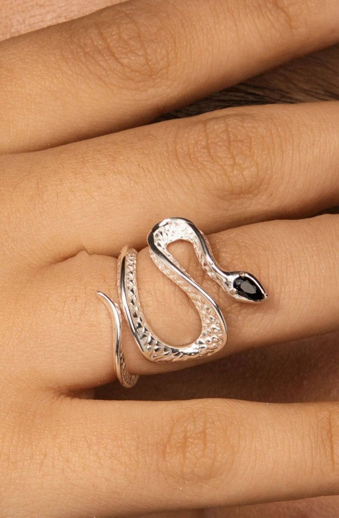 Viper Ring
