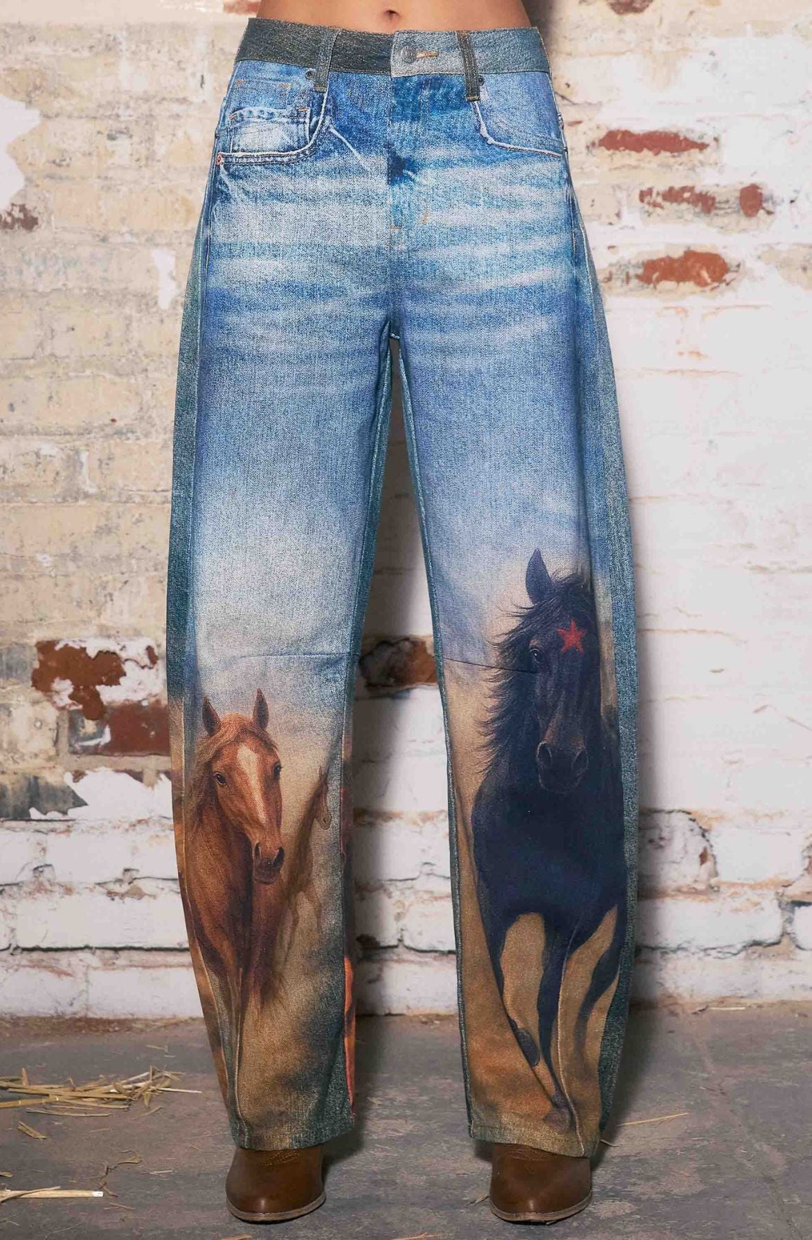 Wild Horses Barrel Jeans
