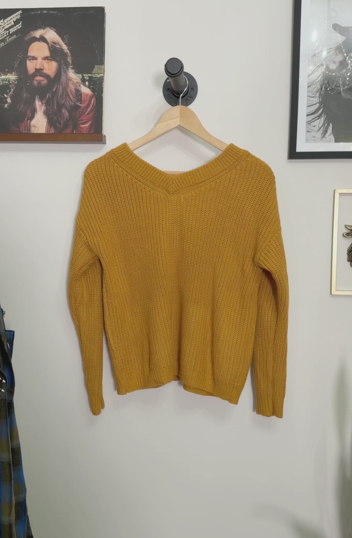 Pullover Sweater
